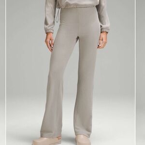 Lululemon Brushed Softstreme Rib Zip Flare 32.5”